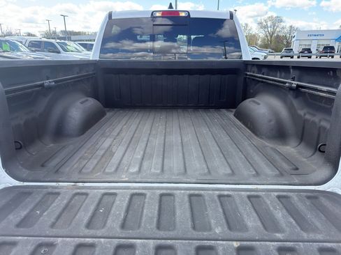 Used 2019 RAM 1500 Big Horn AWD/4WD image 8