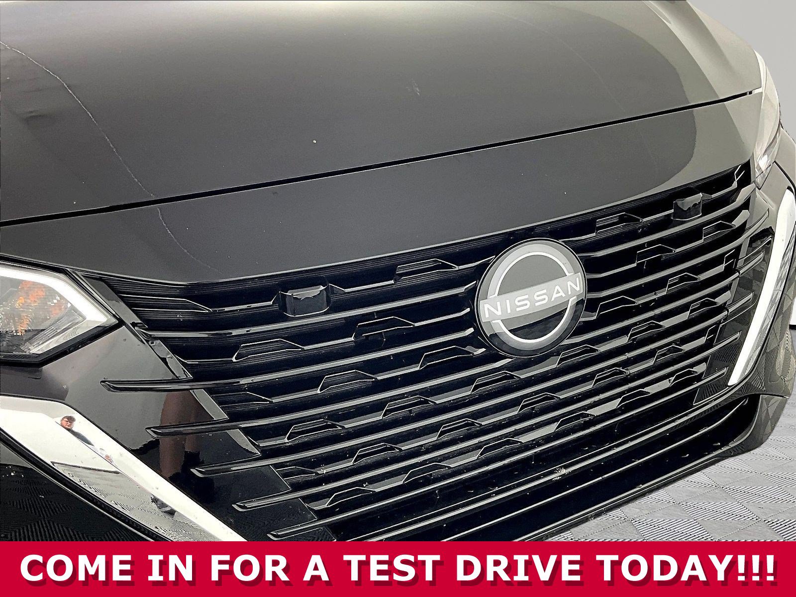Used 2025 Nissan Sentra S FWD image 29