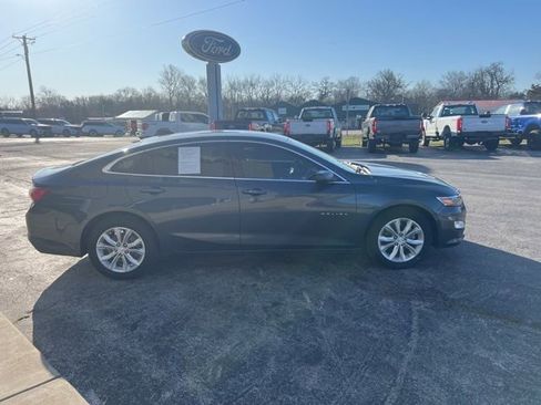 Used 2021 Chevrolet Malibu LT FWD image 4