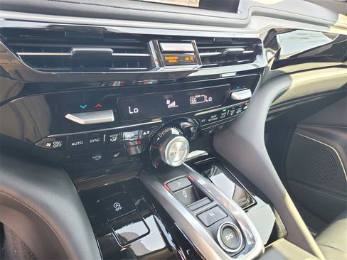 Used 2026 Acura MDX w/ Technology Package image 33