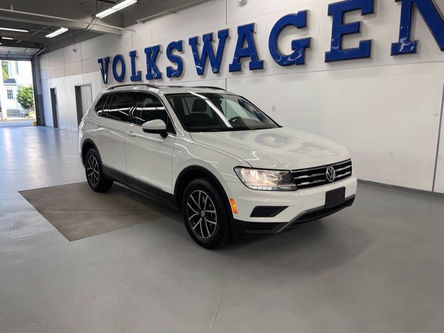 Used 2021 Volkswagen Tiguan SE w/ Panoramic Sunroof Package AWD/4WD image 5