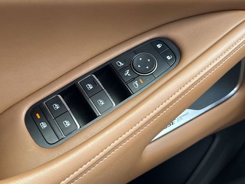 Used 2025 INFINITI QX60 Sensory image 21