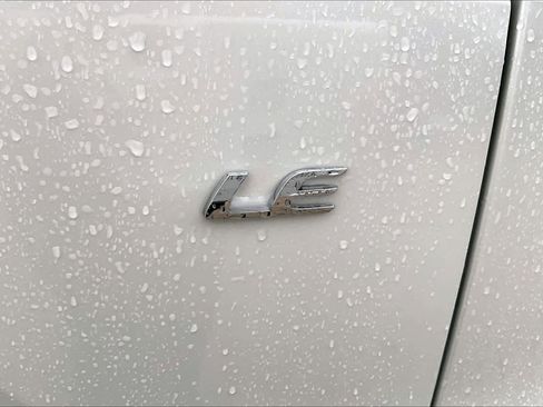 Used 2026 Toyota Corolla Cross LE FWD image 10