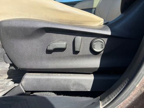 Used 2019 Subaru Ascent Limited image 13