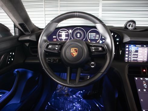 Used 2022 Porsche Taycan GTS AWD/4WD image 15