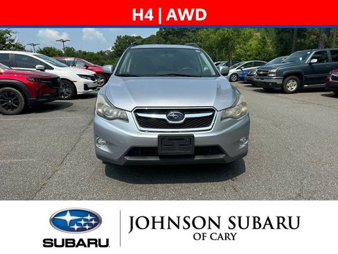 Used 2014 Subaru Crosstrek 2.0i Limited AWD/4WD image 2
