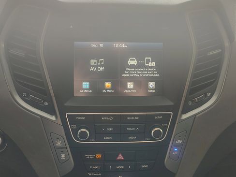 Used 2017 Hyundai Santa Fe Sport FWD image 11