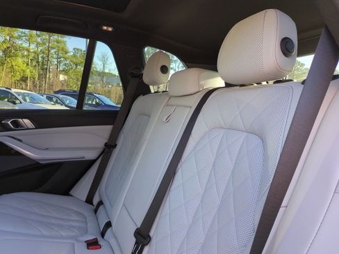 Certified 2023 BMW X5 xDrive40i w/ M Sport Package image 30