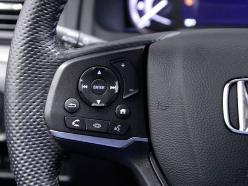 Certified 2024 Honda Passport EX-L image 28