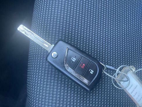 Used 2025 Toyota RAV4 LE image 22