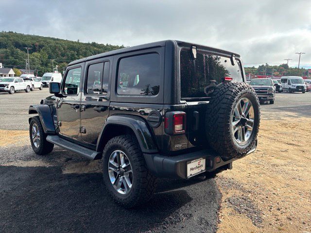 Used 2018 Jeep Wrangler Unlimited Sahara AWD/4WD image 5