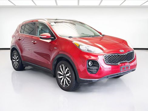 Used 2017 Kia Sportage EX w/ EX Premium Package image 3