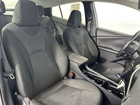 Used 2017 Toyota Prius Prime Plus w/ Carpet Mat Package FWD image 26