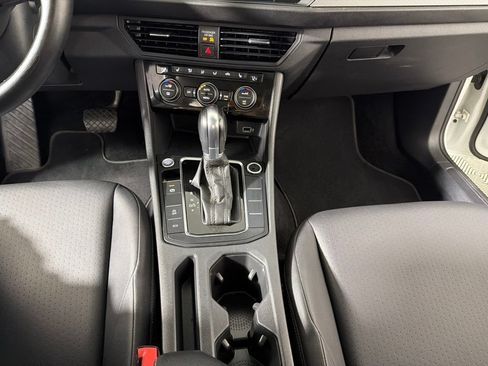 Used 2019 Volkswagen Jetta SE FWD image 17