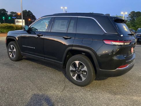 New 2024 Jeep Grand Cherokee Limited 4xe w/ Luxury Tech Group II image 3