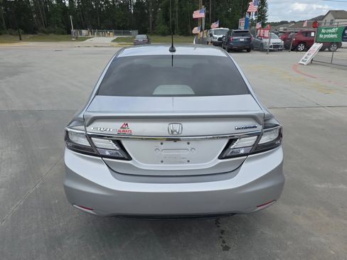 Used 2015 Honda Civic Hybrid Sedan image 14
