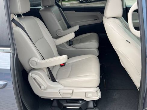 Used 2025 Honda Odyssey EX-L image 19