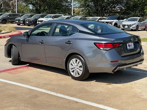 Used 2025 Nissan Sentra S image 7