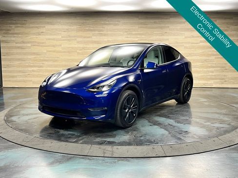 Used 2025 Tesla Model Y Long Range AWD/4WD image 5
