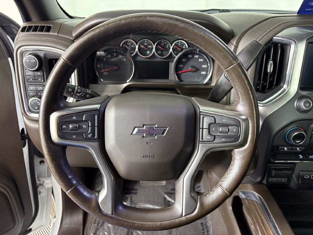 Used 2021 Chevrolet Silverado 1500 LT Trail Boss AWD/4WD image 15