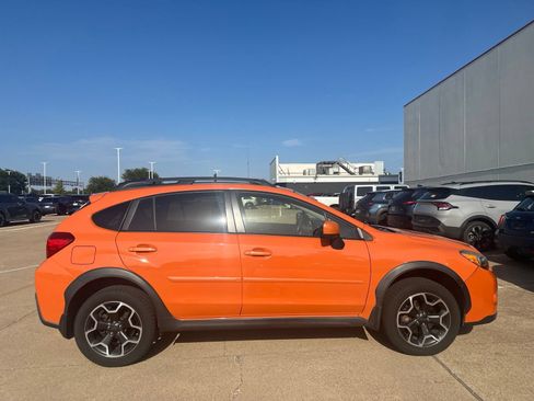 Used 2013 Subaru Crosstrek 2.0i Premium w/ Popular Pkg 1 AWD/4WD image 4
