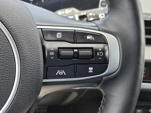 Used 2024 Kia Sportage X-Pro AWD/4WD image 17