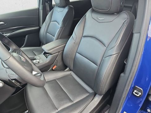 Certified 2022 Cadillac XT4 Sport w/ Enhanced Visibility Package image 15