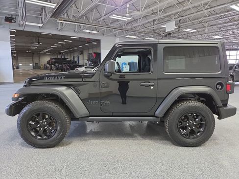 Used 2022 Jeep Wrangler Willys image 4