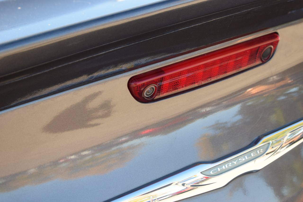 Used 2018 Chrysler 300 S w/ 300S Premium Group 2 AWD/4WD image 14