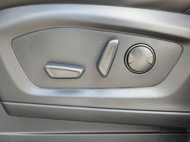 New 2026 Ford Explorer ST-Line w/ ST-Line Street Pack RWD image 22