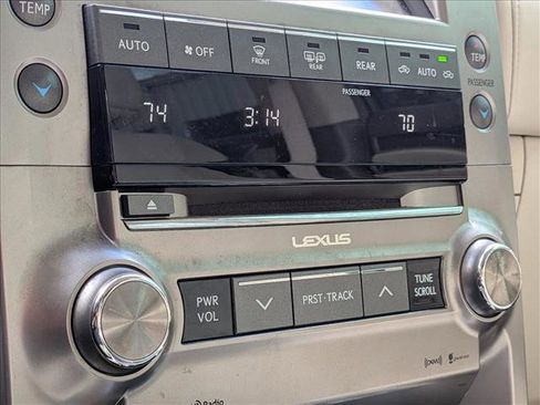 Used 2015 Lexus GX 460 image 9