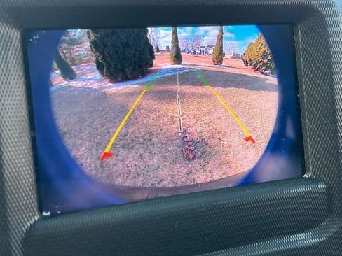 Used 2021 Jeep Wrangler Sport S image 16