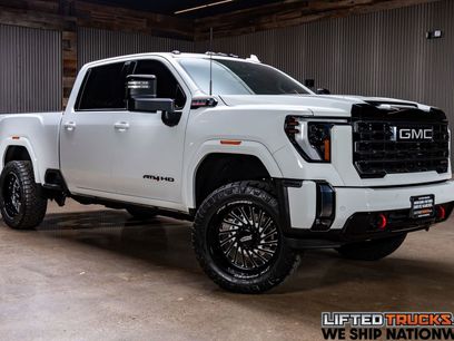 Used 2024 GMC Sierra 2500 AT4