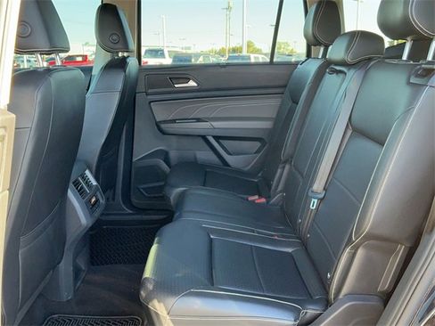 Used 2022 Volkswagen Atlas SE image 15