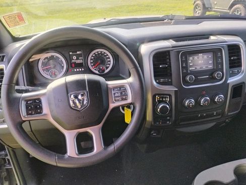Used 2024 RAM 1500 Warlock AWD/4WD image 13