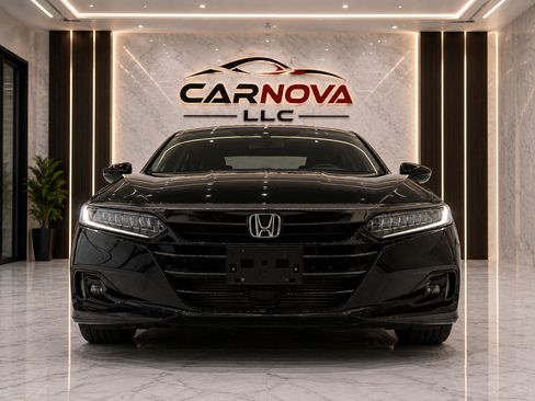 Used 2021 Honda Accord Sport image 2