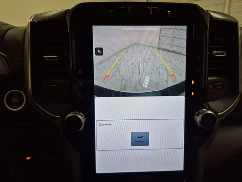 Used 2024 RAM 2500 Laramie image 15