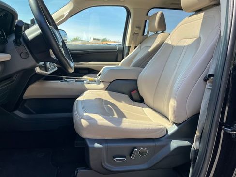 Used 2024 Ford Expedition Max Limited image 9