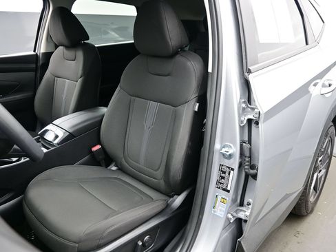 Used 2026 Hyundai Tucson SEL FWD image 12