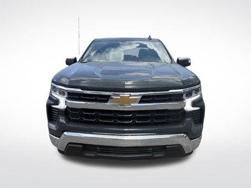 Used 2025 Chevrolet Silverado 1500 LT RWD image 3
