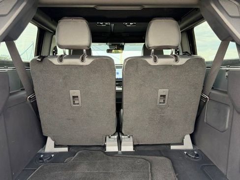 Used 2023 Ford Bronco Badlands AWD/4WD image 11