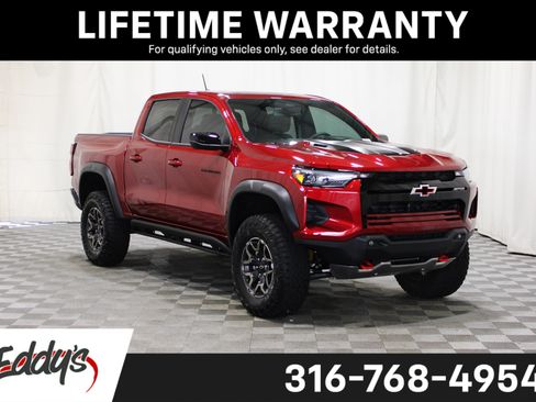 Used 2026 Chevrolet Colorado ZR2 w/ Technology Package AWD/4WD image 1