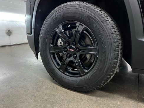 Certified 2023 GMC Acadia AT4 w/ LPO, Cargo Package AWD/4WD image 12