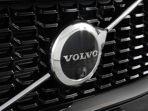 Certified 2023 Volvo XC90 T8 Plus w/ Protection Package Premier AWD/4WD image 27