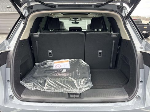 New 2026 INFINITI QX60 Luxe w/ Cargo Package image 4
