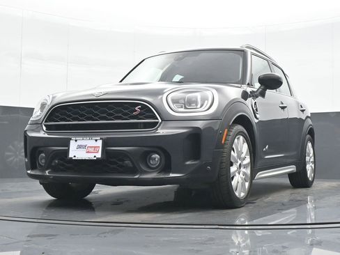 Used 2021 MINI Cooper Countryman S w/ Driver Assistance Package image 16