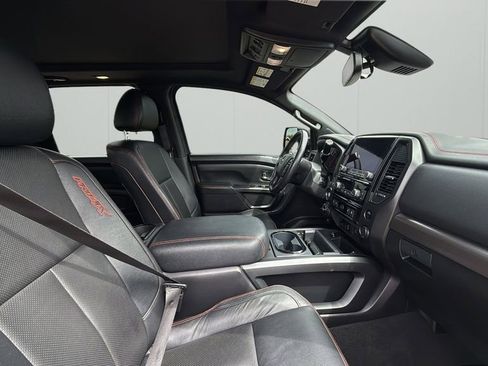 Used 2021 Nissan Titan PRO-4X w/ Pro-4x Convenience Package AWD/4WD image 33
