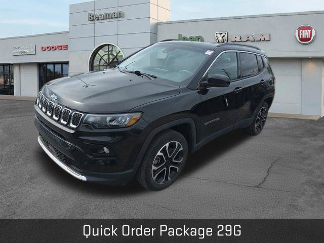 Used 2023 Jeep Compass Limited AWD/4WD image 2