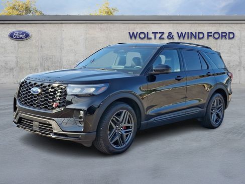 Used 2026 Ford Explorer ST w/ Sun And Sound Package AWD/4WD image 3
