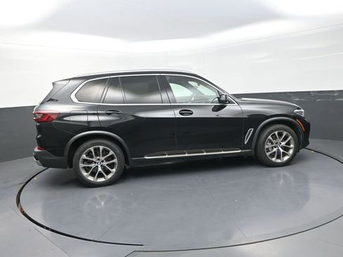Used 2021 BMW X5 xDrive40i w/ Premium Package AWD/4WD image 14